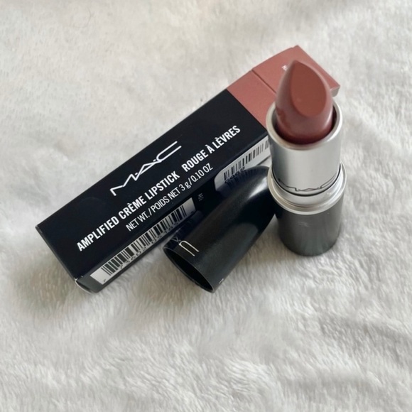 MAC Half ‘N Half Amplified Lipstick - Picture 7 of 9